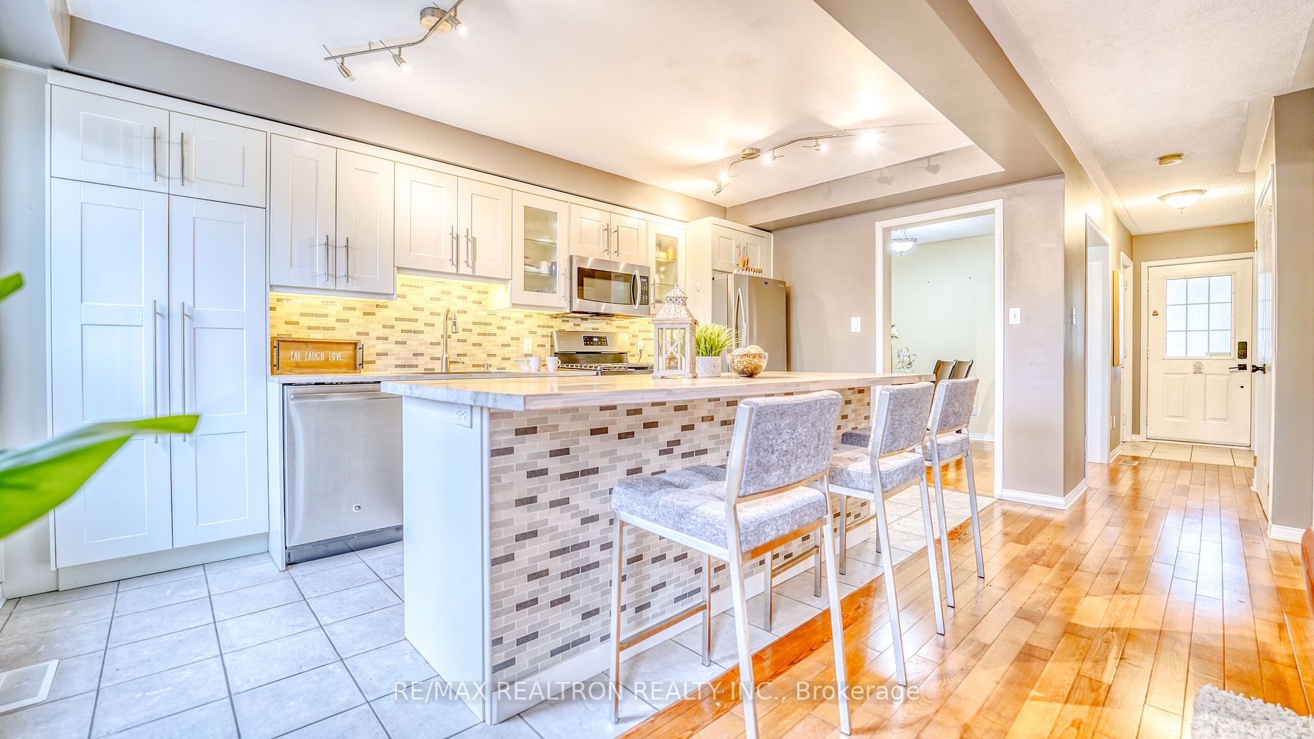 18 Cornish Dr