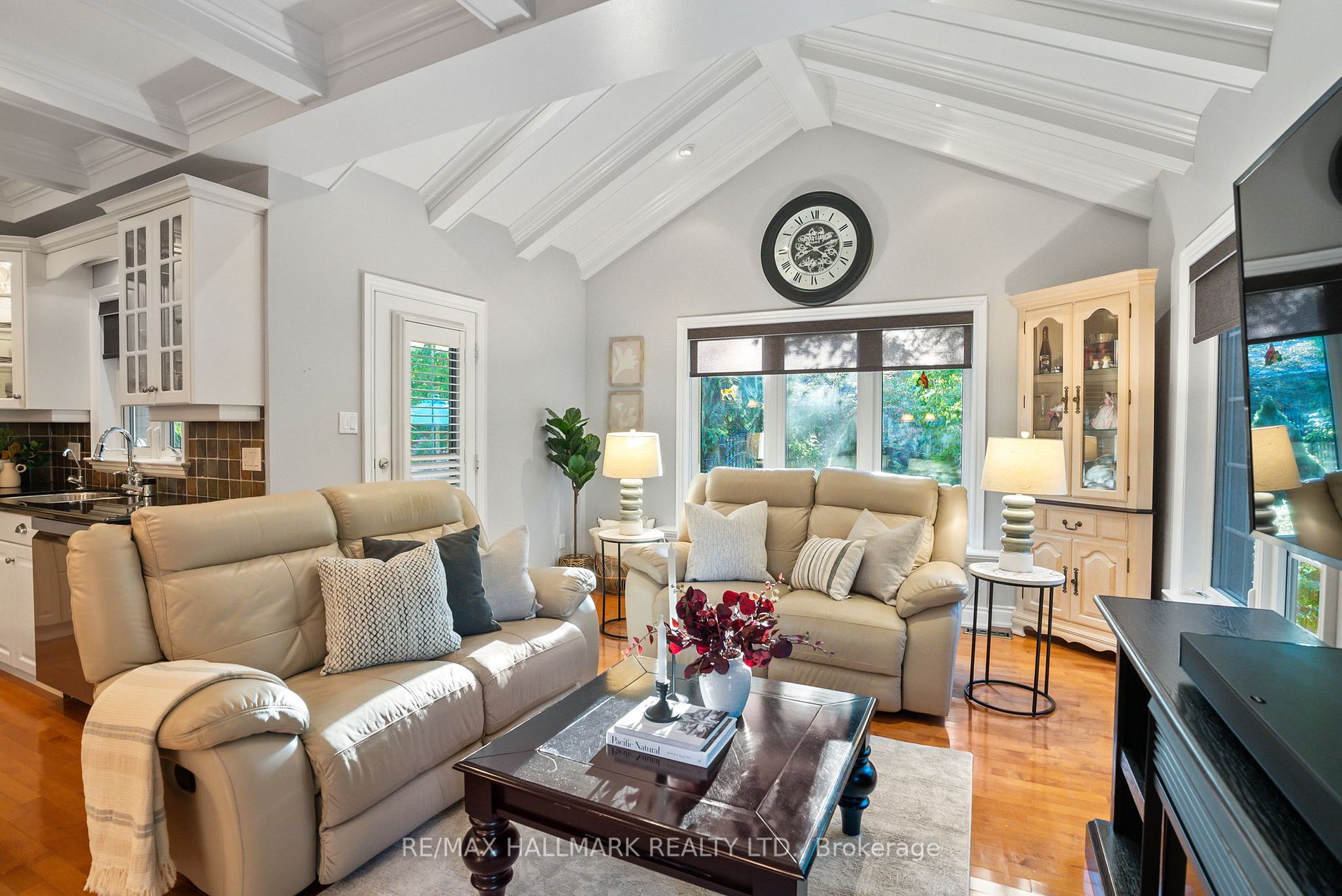 6 Wilson House Dr