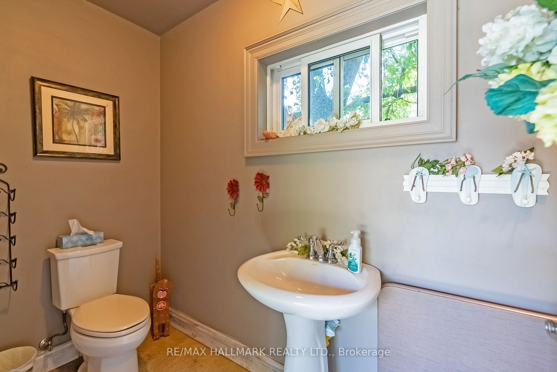 6 Wilson House Dr
