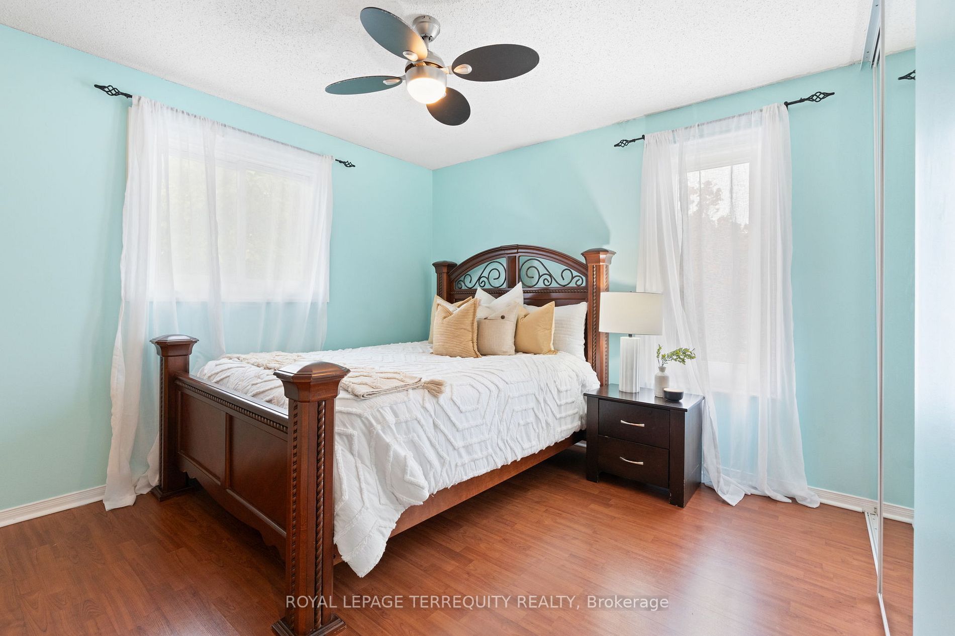 12 Dagwell Crescent