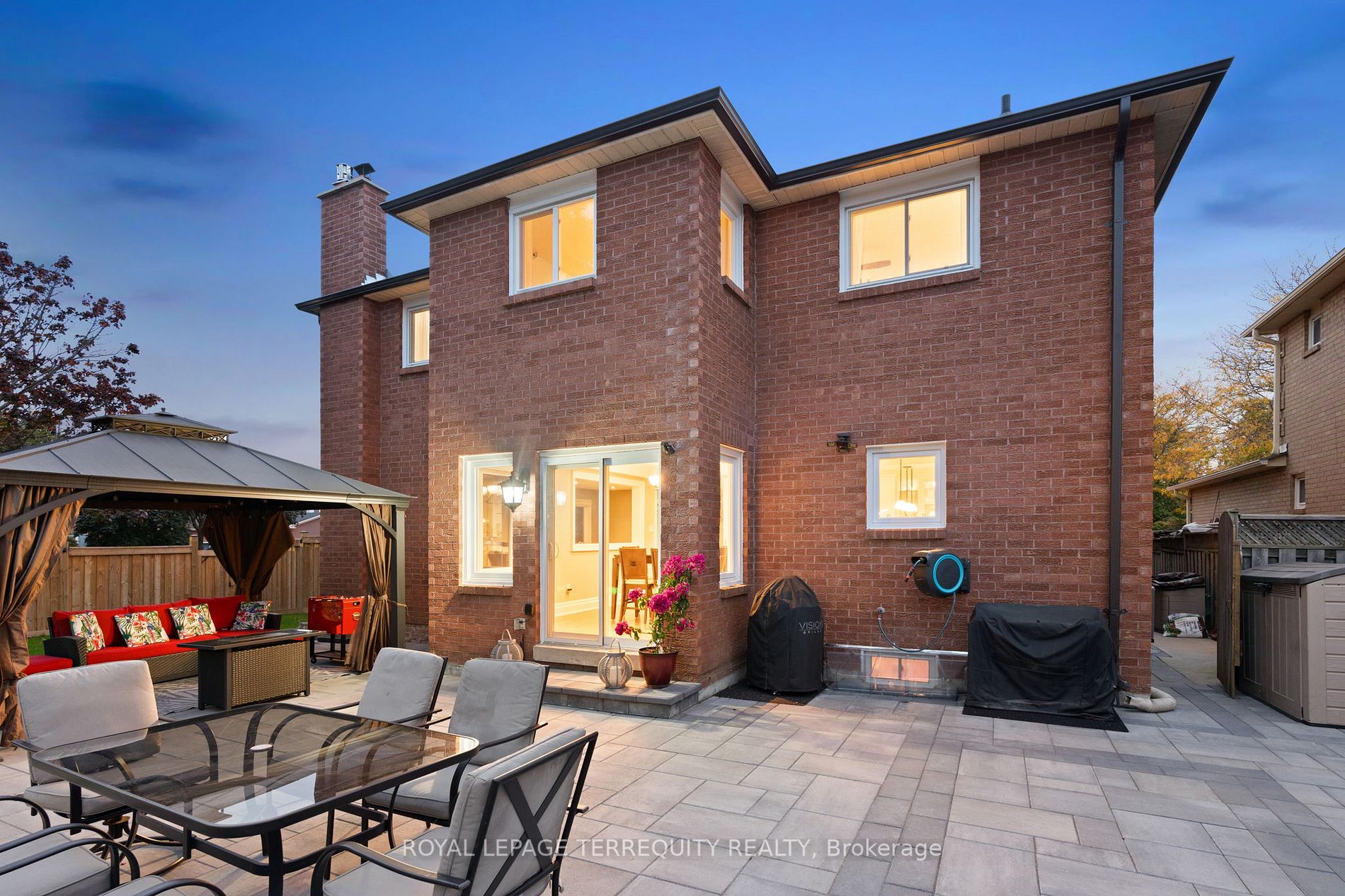 12 Dagwell Crescent