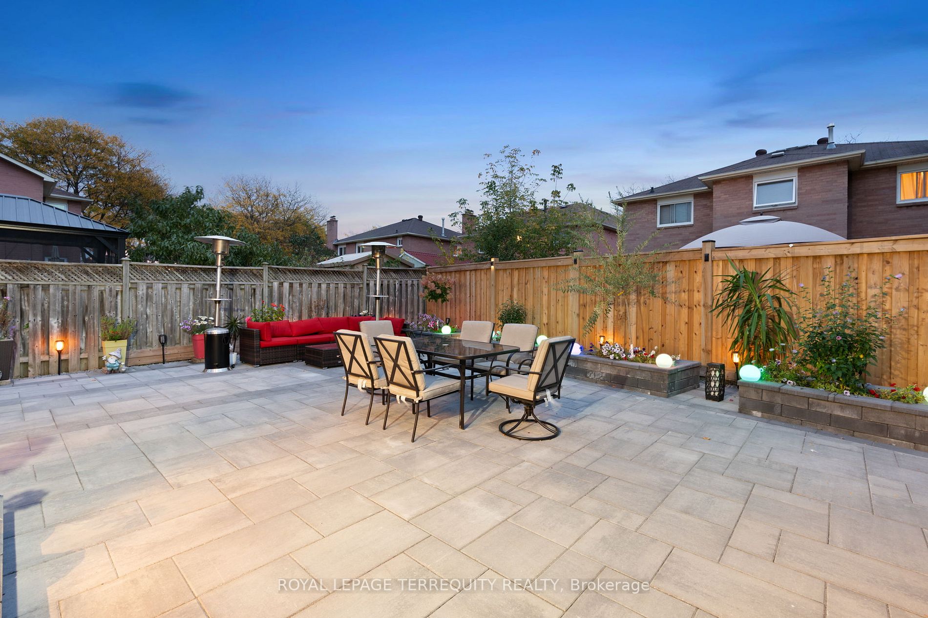 12 Dagwell Crescent
