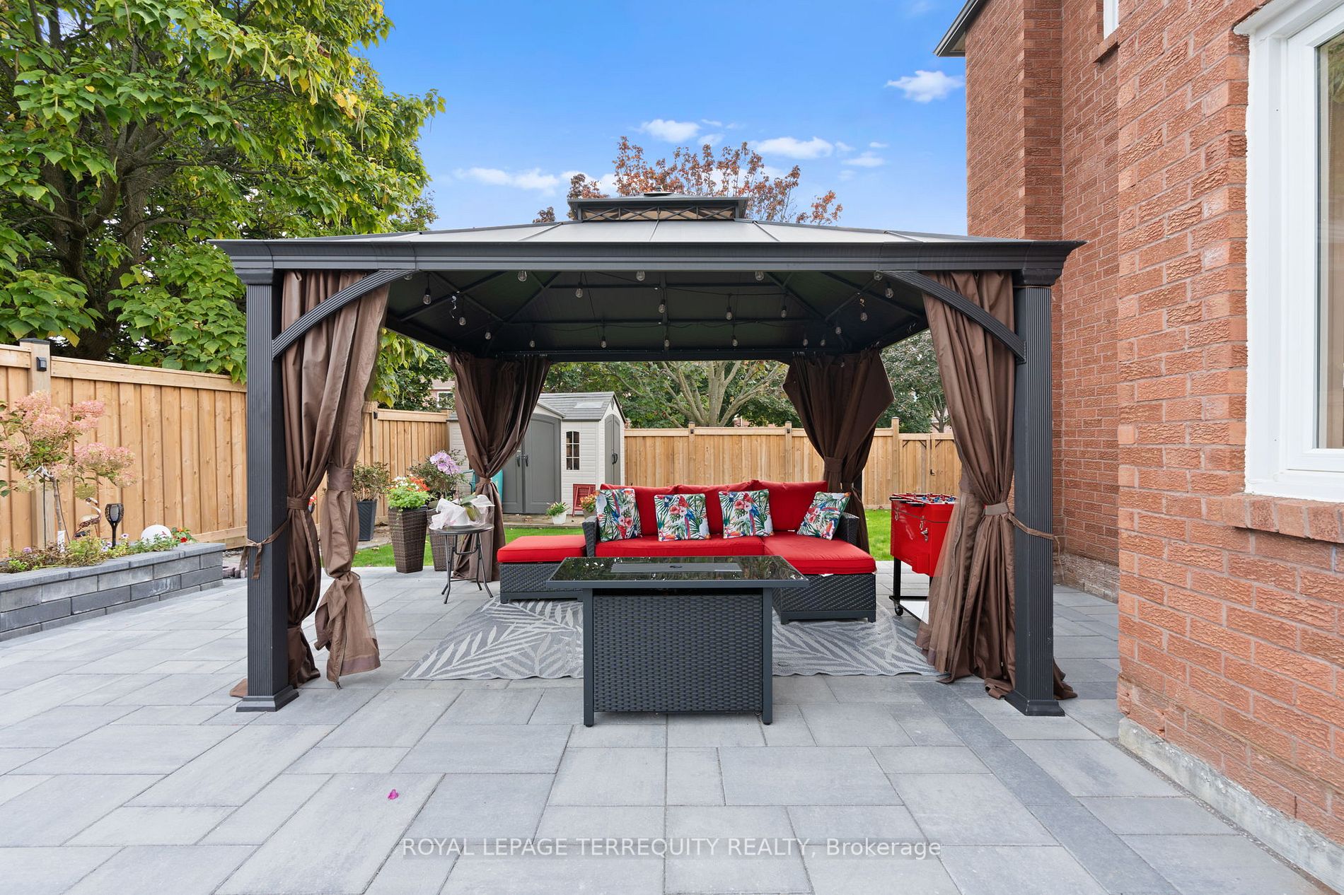 12 Dagwell Crescent