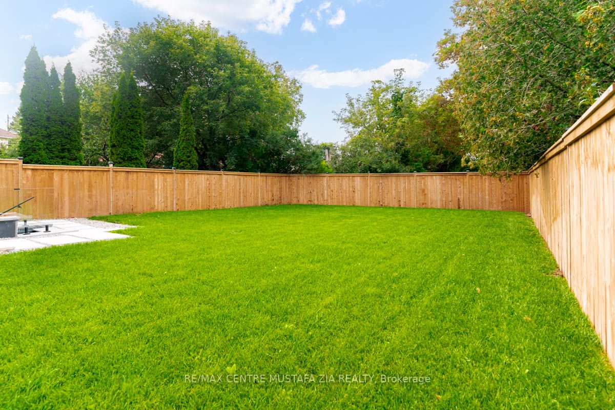 4 Birchlawn Avenue