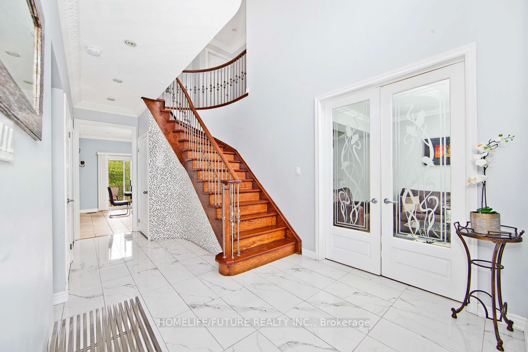 534 Lekani Crt
