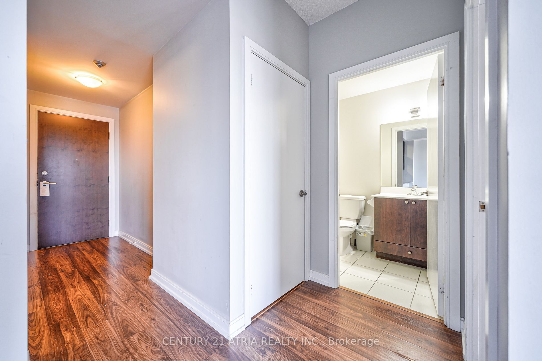 181 Village Green Square, #2211