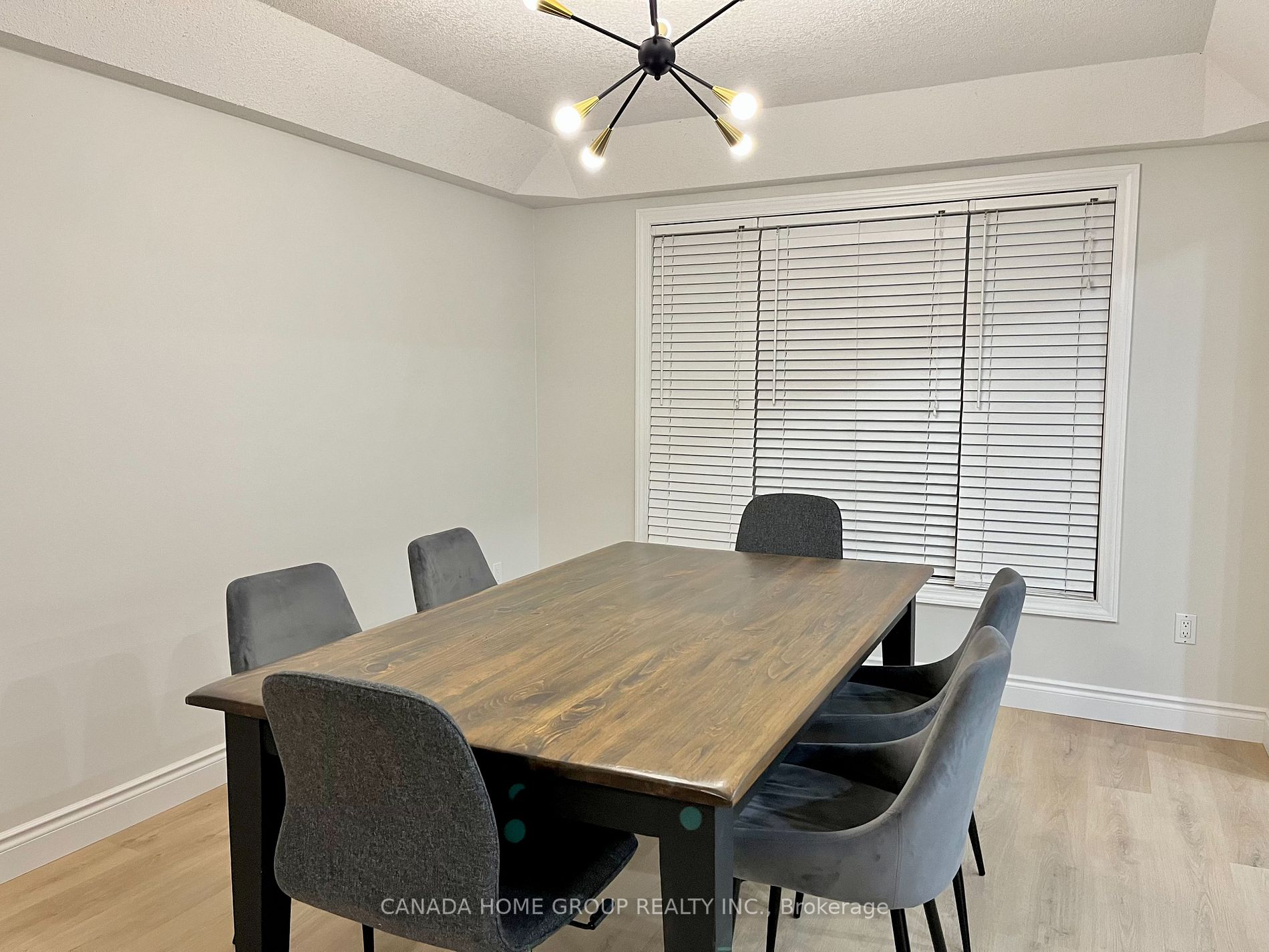 11 Bonnycastle Dr