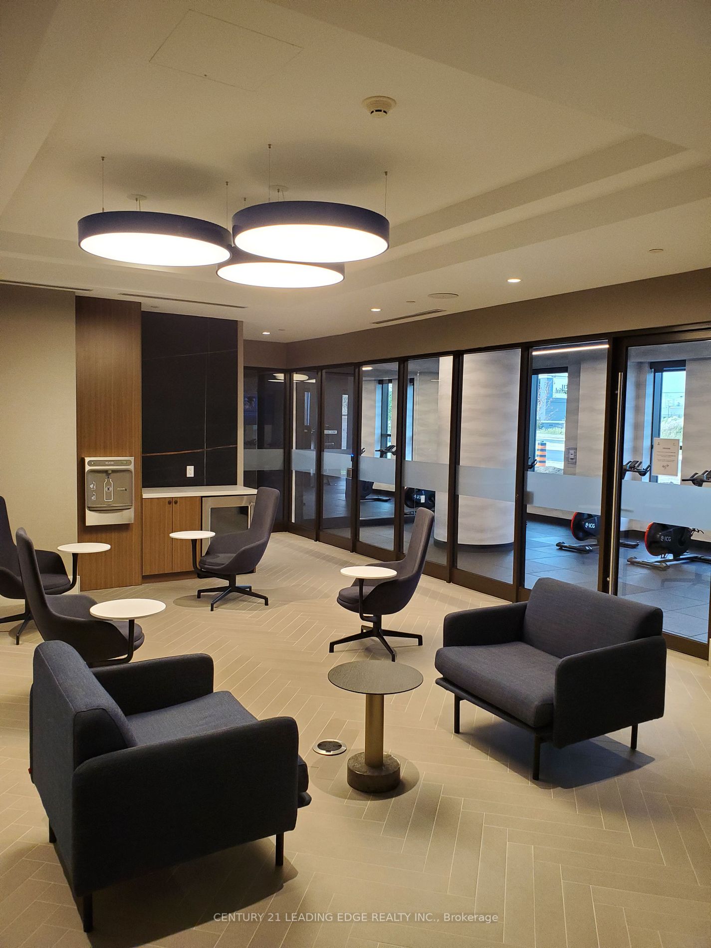 2550 Simcoe Street N #2003