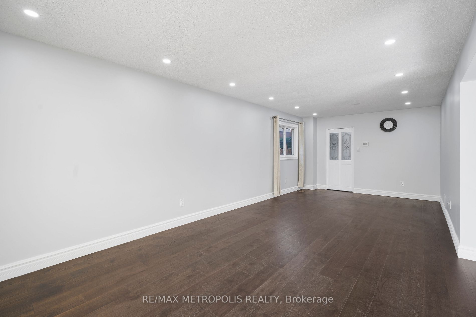 33 Wilce Dr