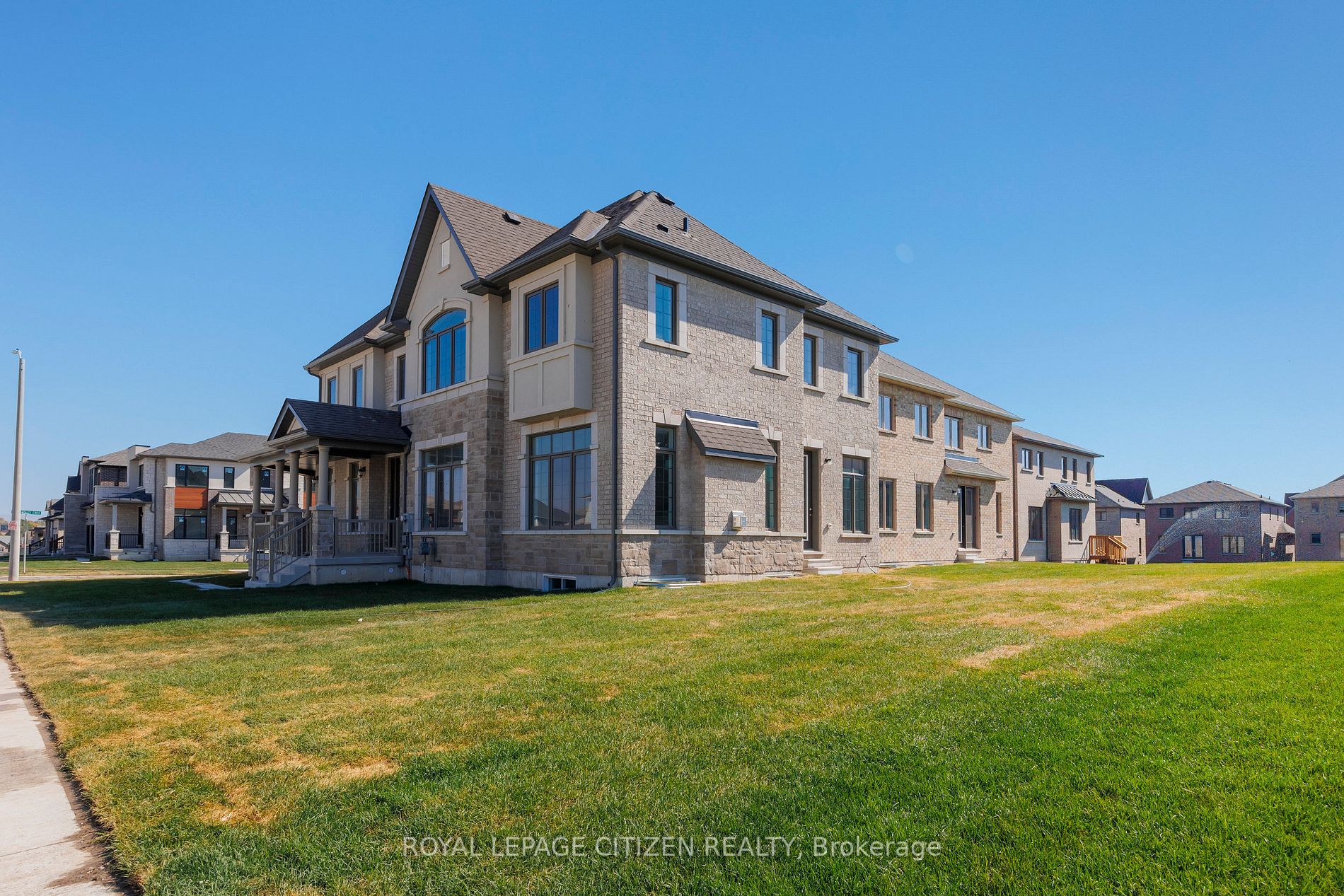 7 Wamsley Cres