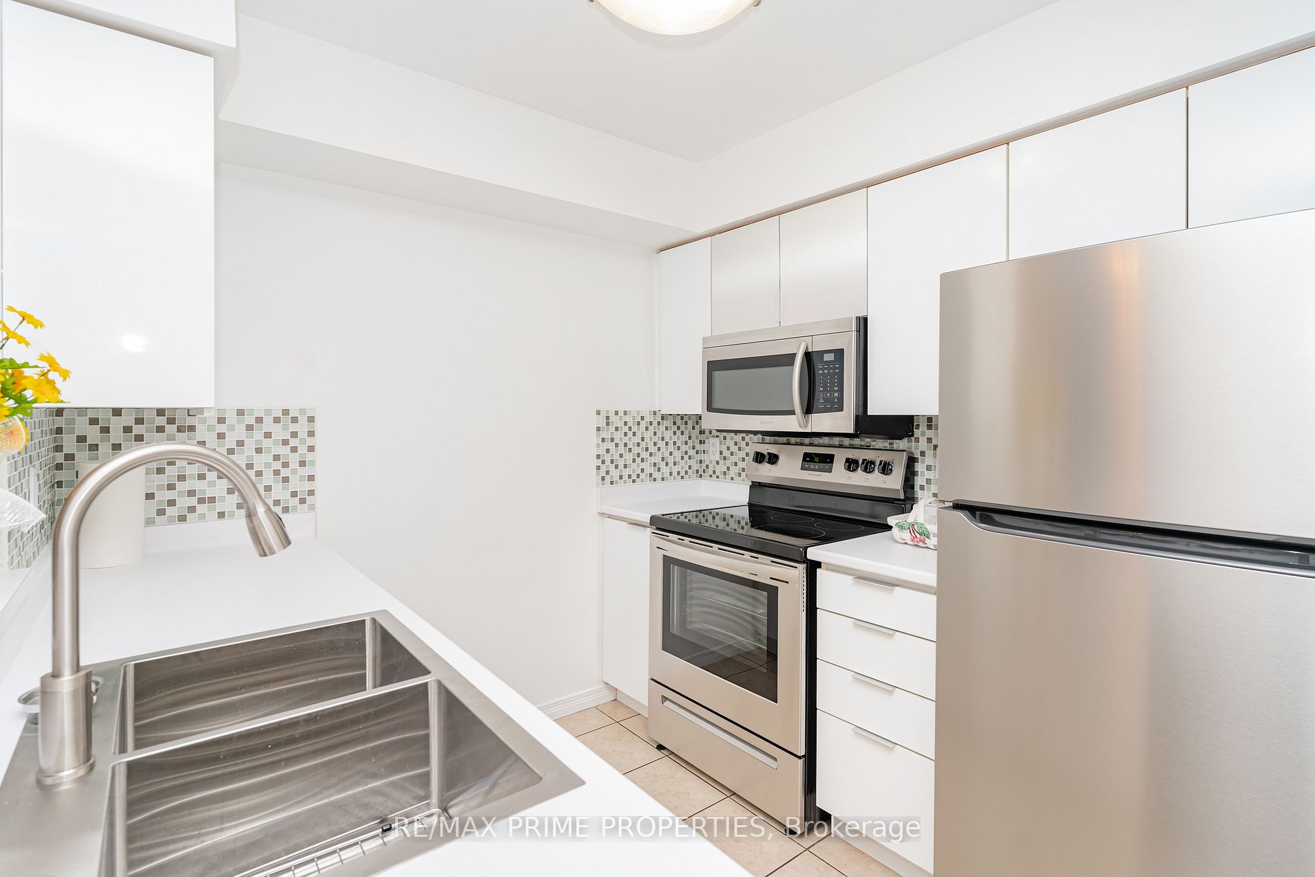 3650 Kingston Road, #203