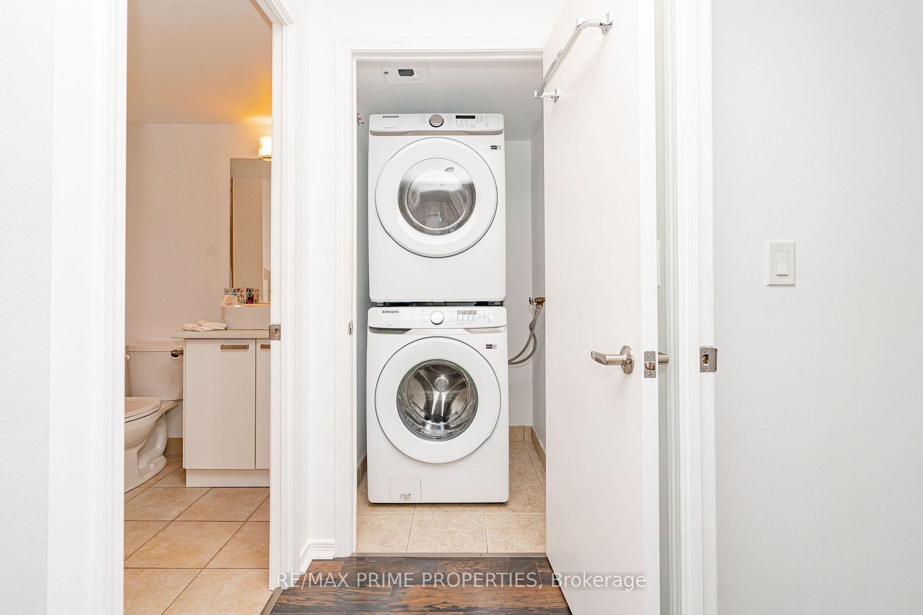 3650 Kingston Road, #203