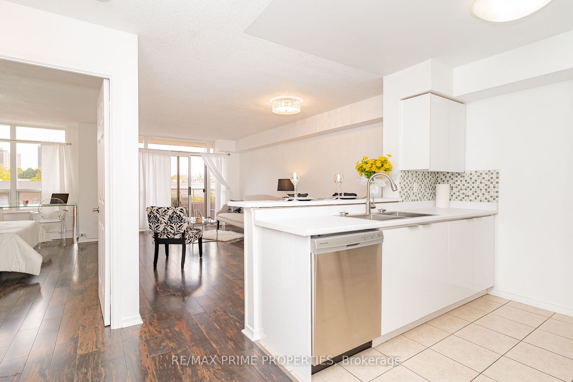 3650 Kingston Road, #203