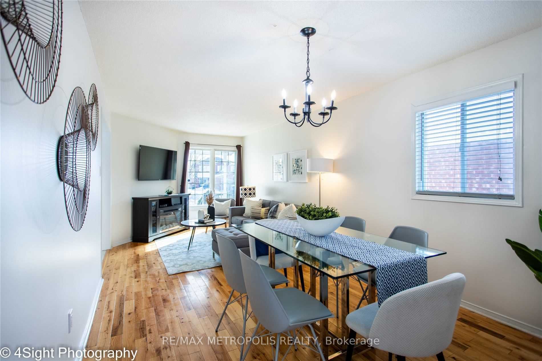 10 Bonnycastle Dr