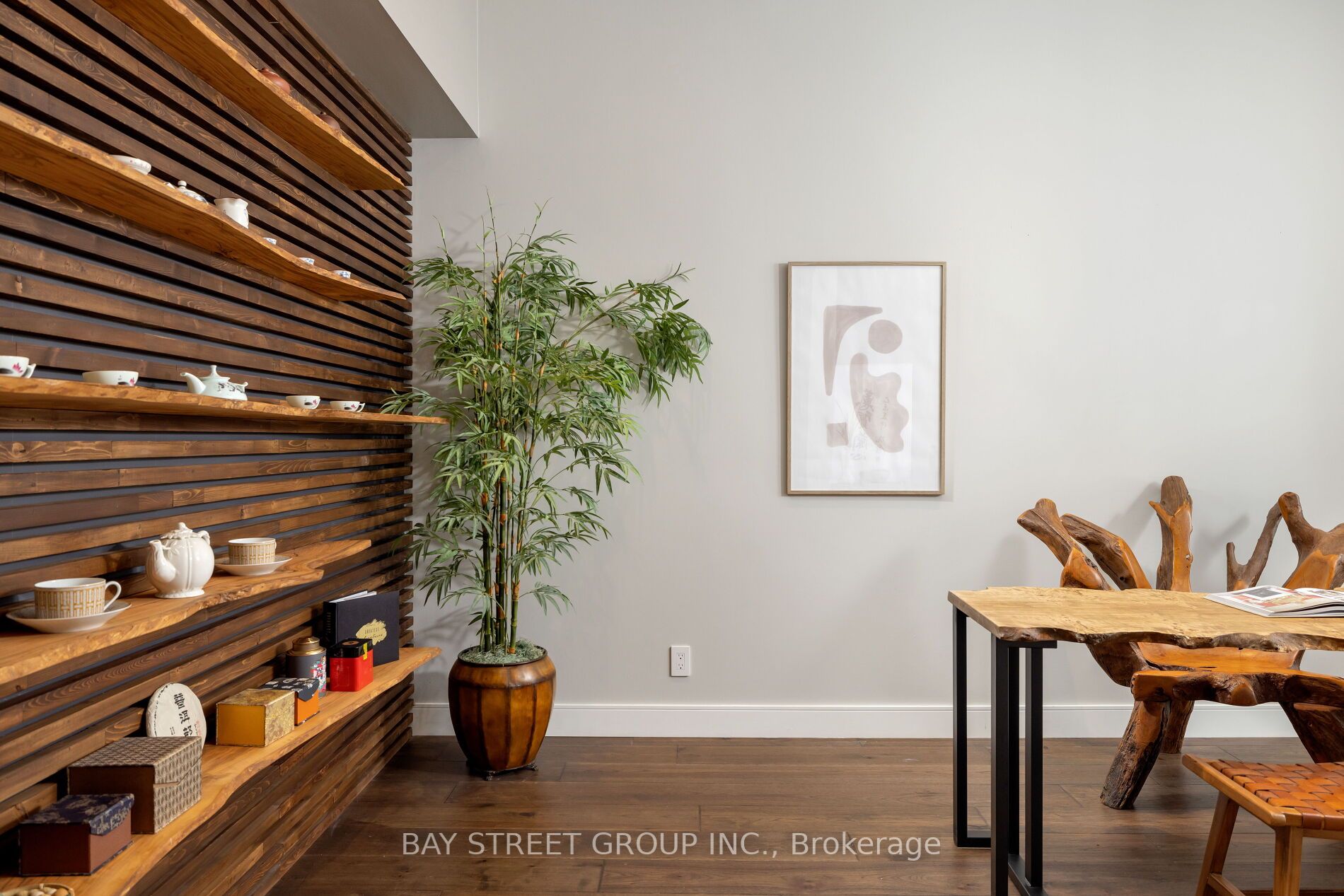 481 Guildwood Pkwy