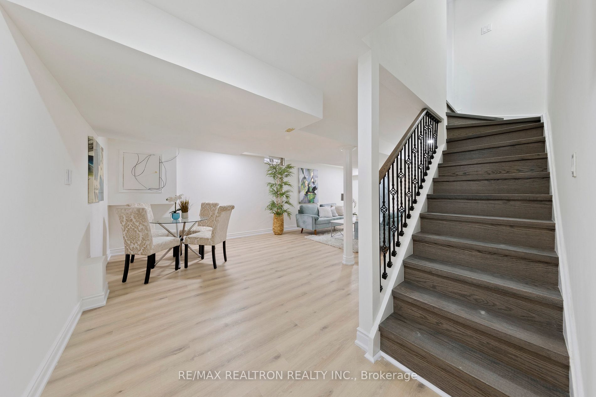 63 Darby Crt