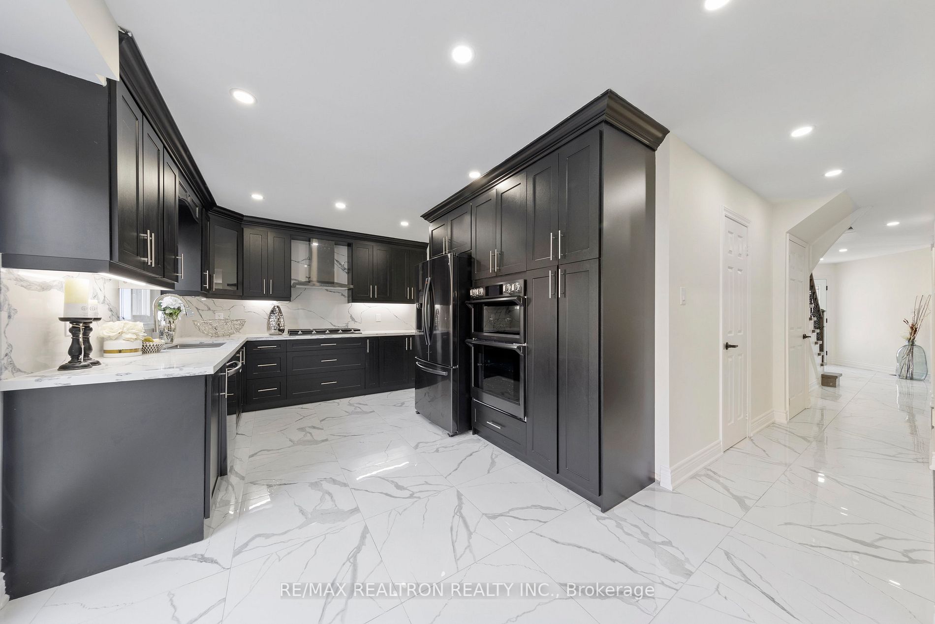 63 Darby Crt