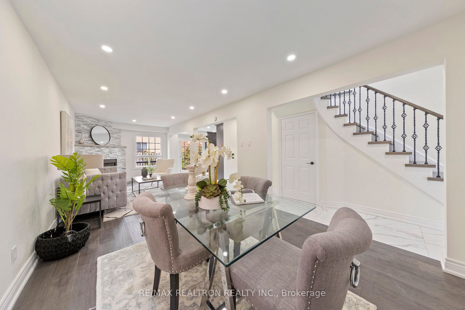 63 Darby Crt