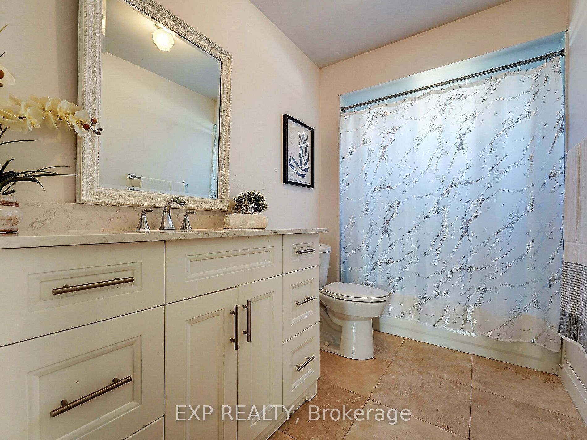 1564 Somergrove Cres