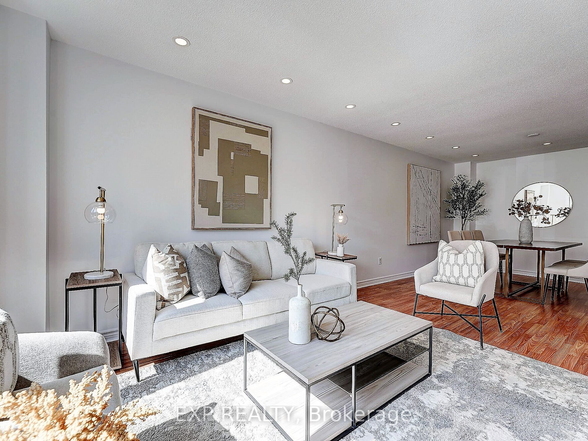 1564 Somergrove Cres