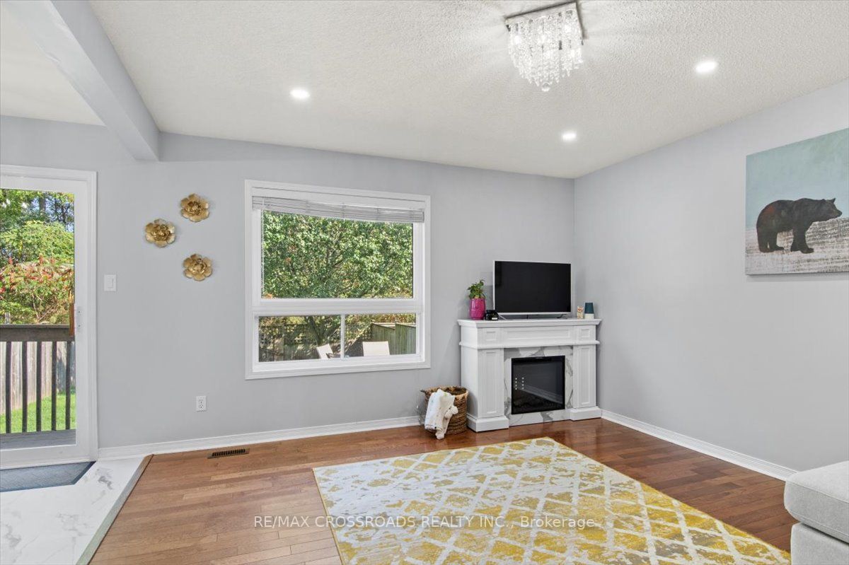 125 Lady May Dr