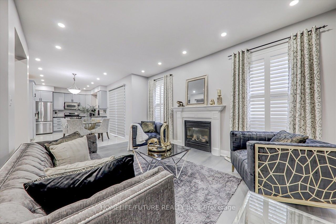6 Southam St