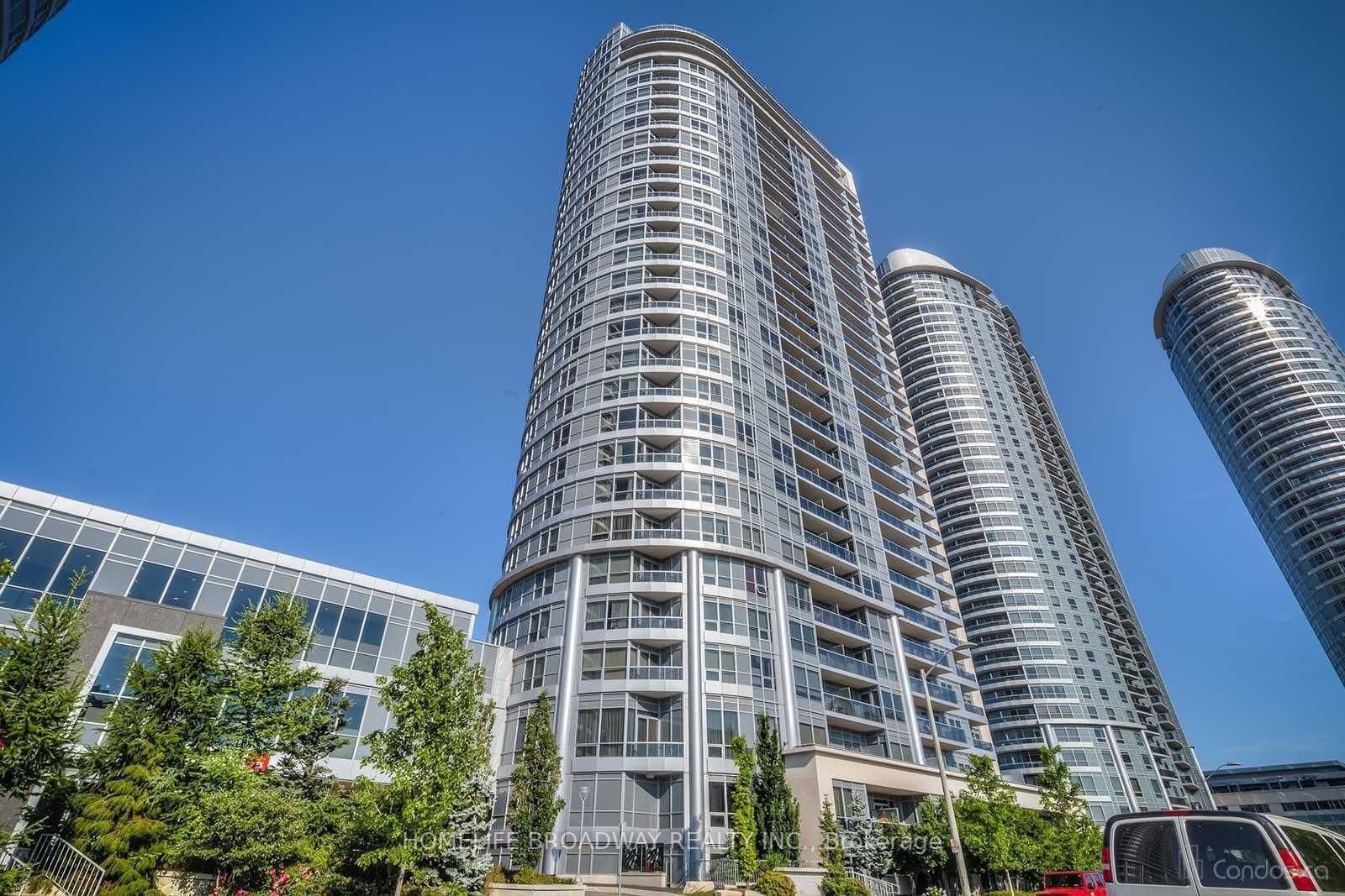 181 Village Green Sq, #621
