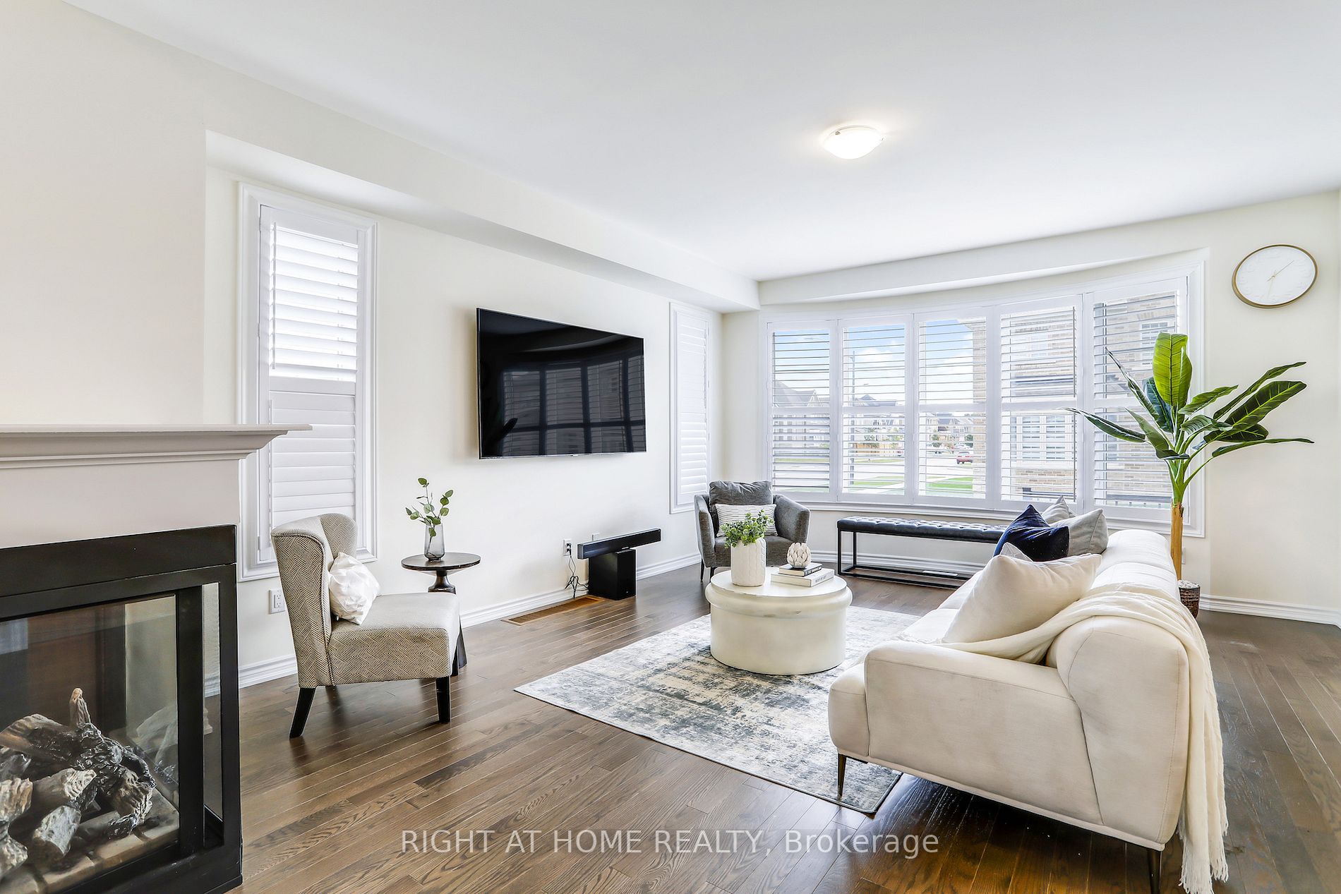1 Northern Breeze Cres
