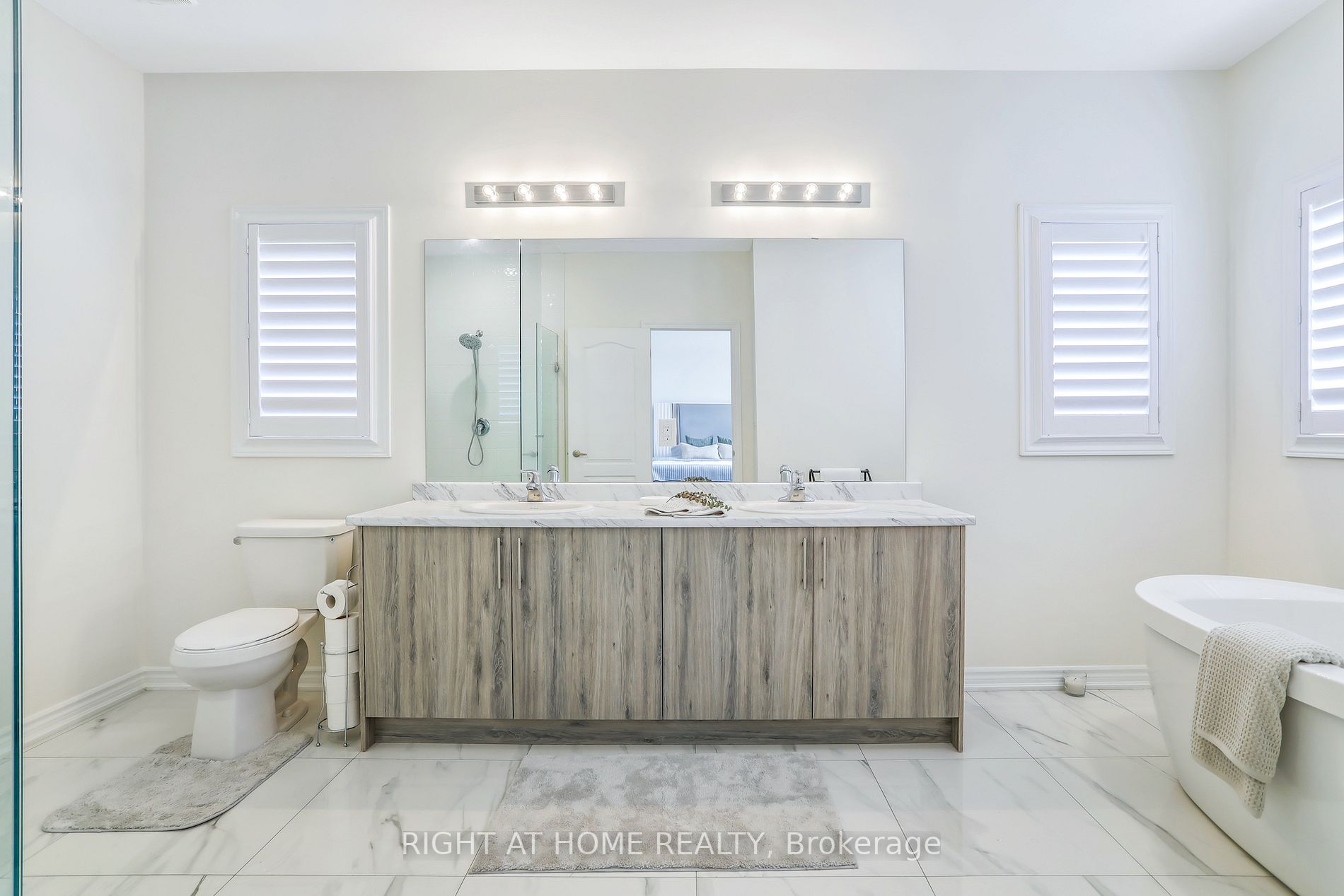 1 Northern Breeze Cres