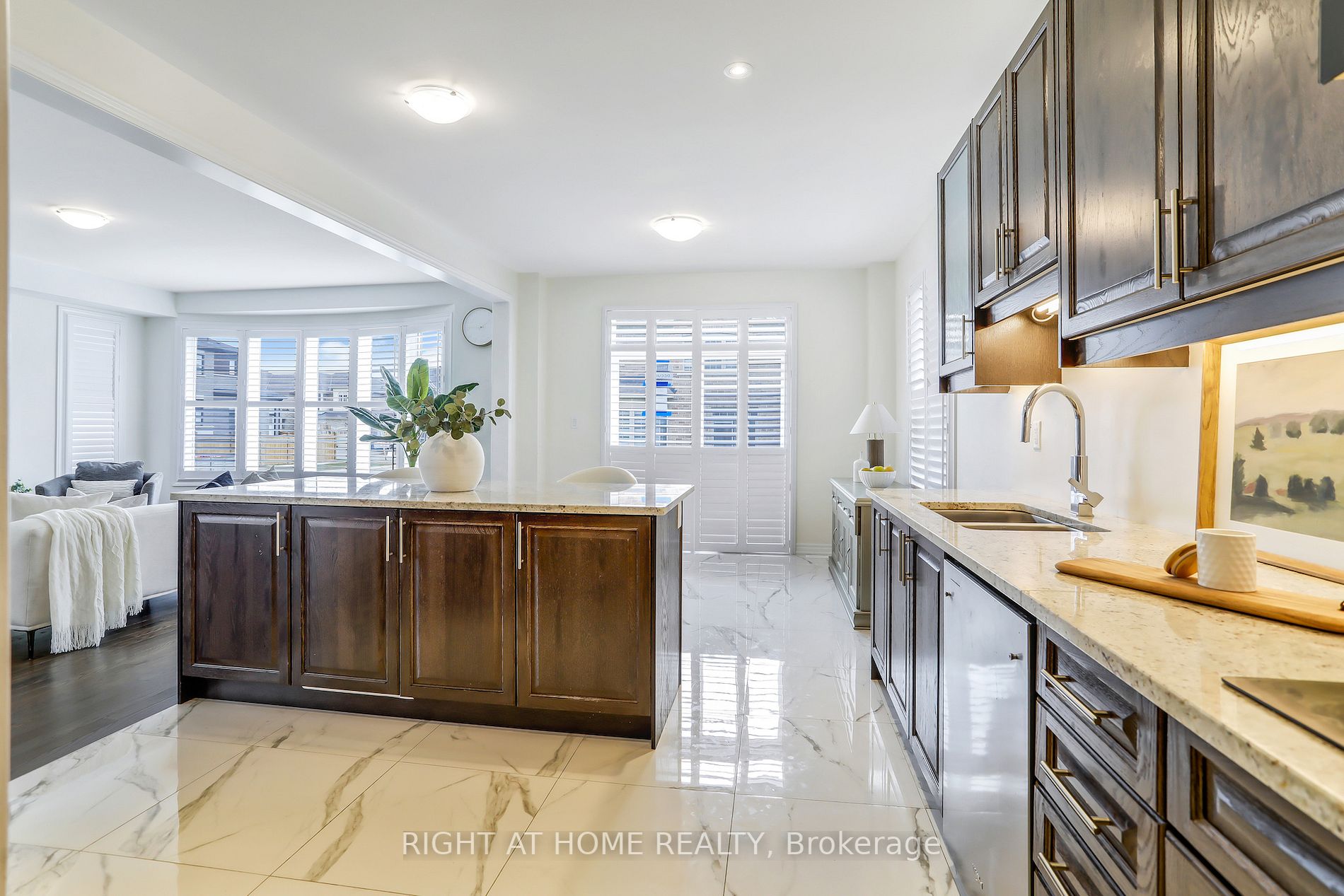 1 Northern Breeze Cres