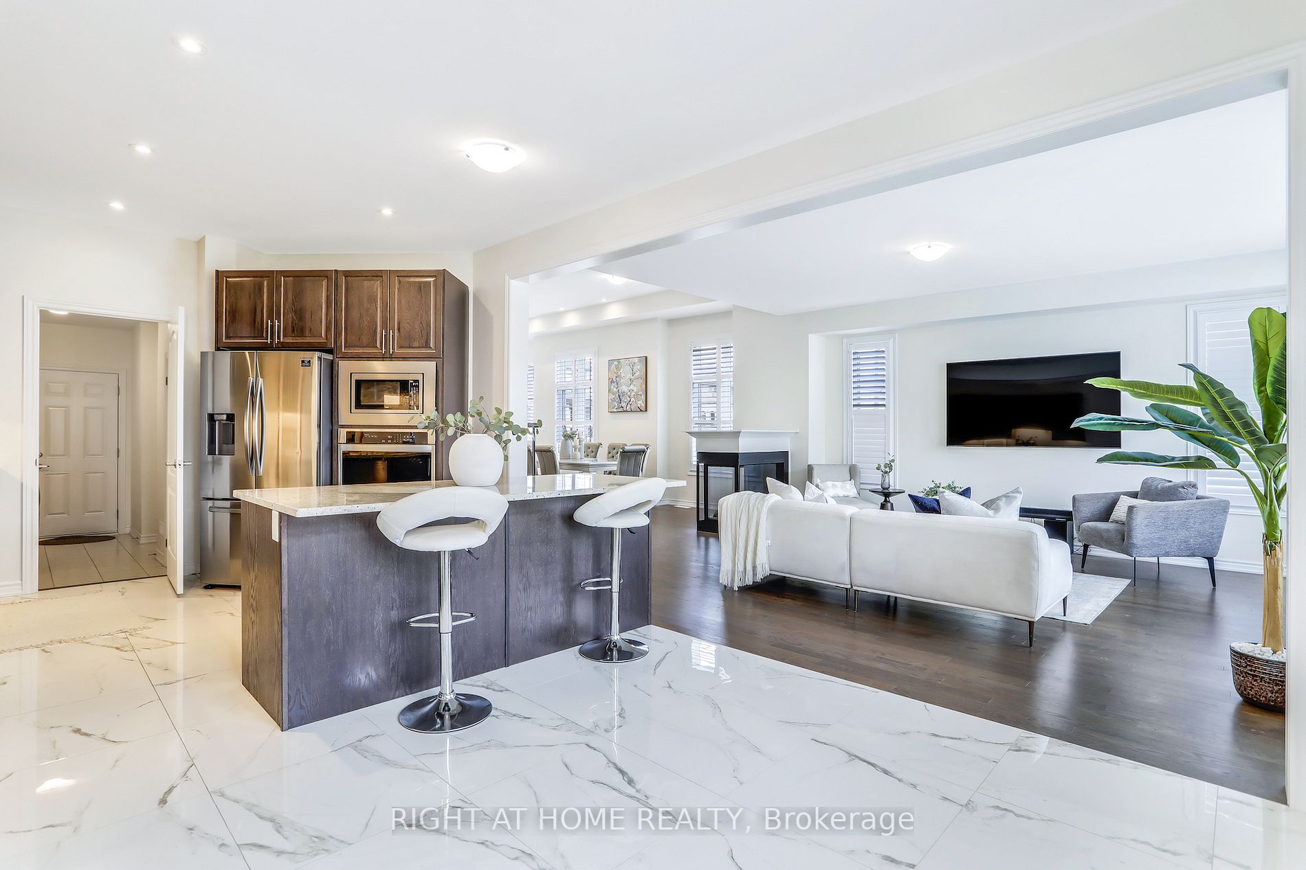 1 Northern Breeze Cres