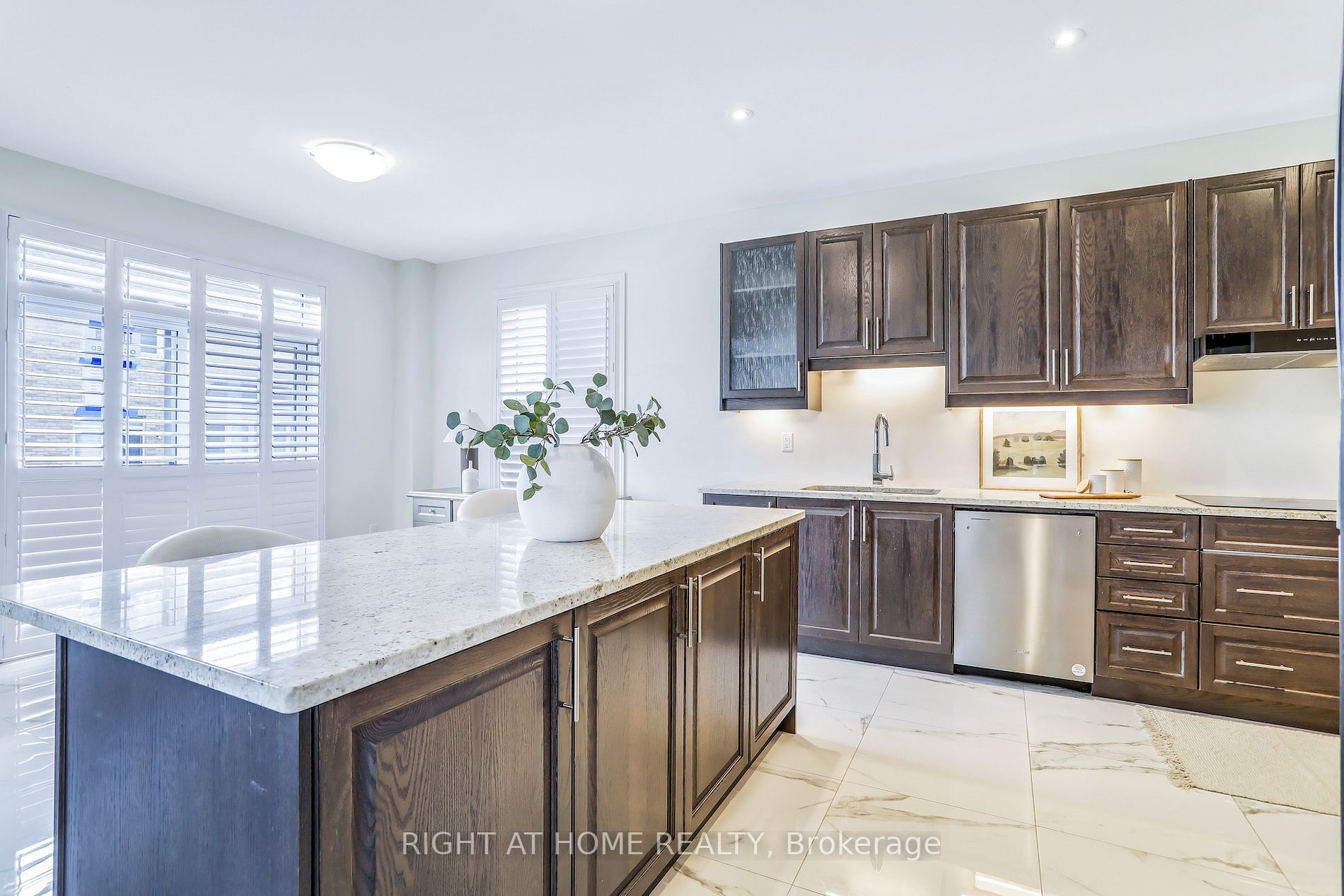 1 Northern Breeze Cres