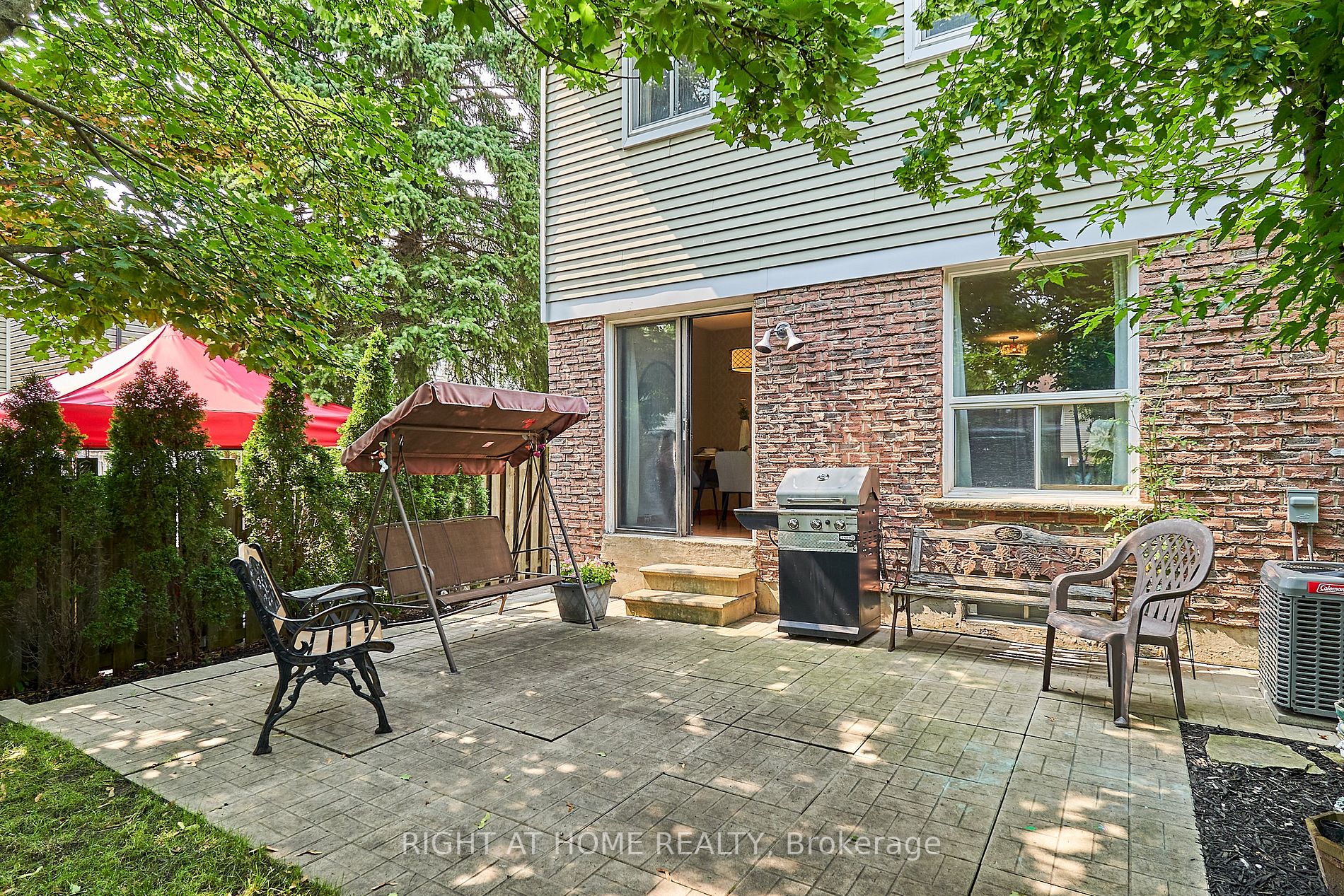 19 Greenfield Crescent