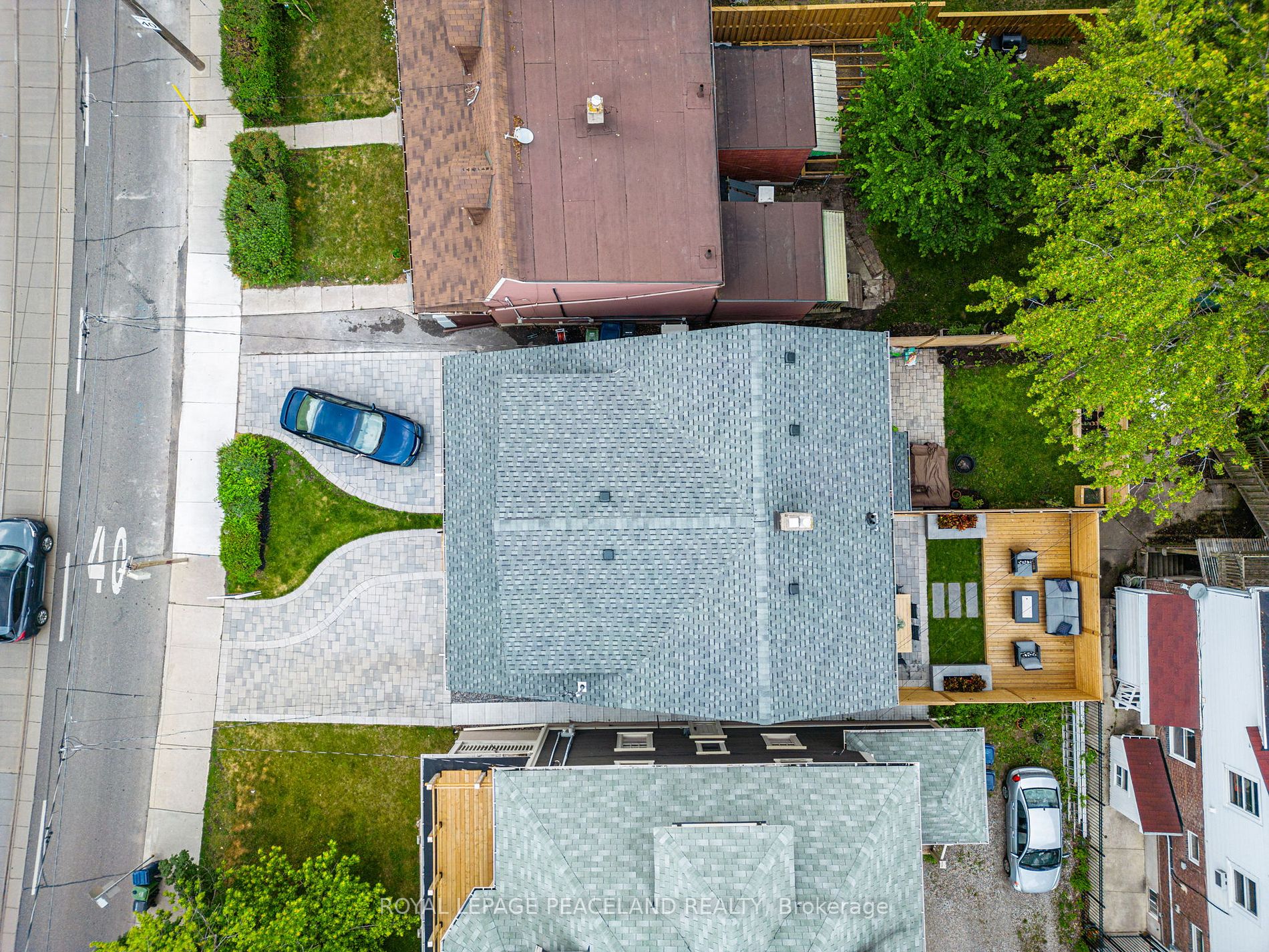 806 Kingston Rd