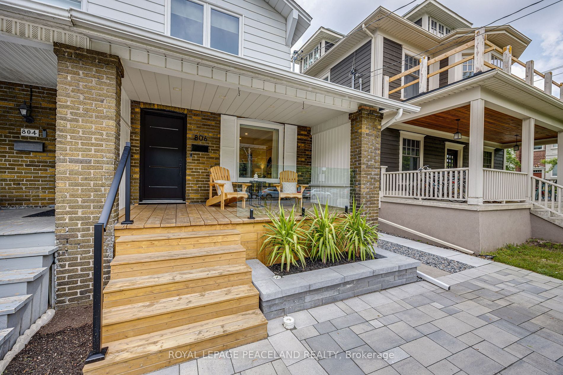 806 Kingston Rd