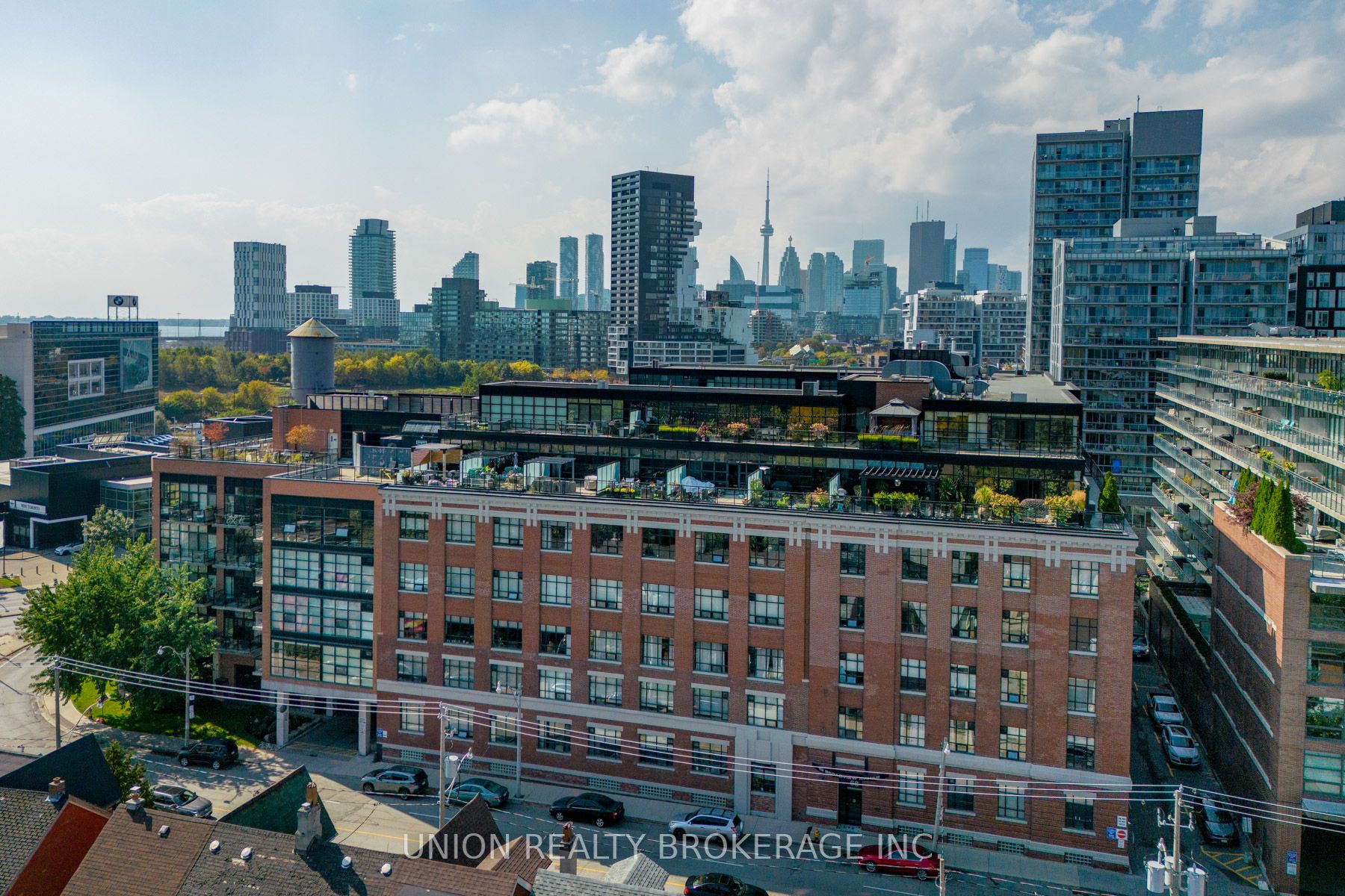 68 Broadview Ave, #609