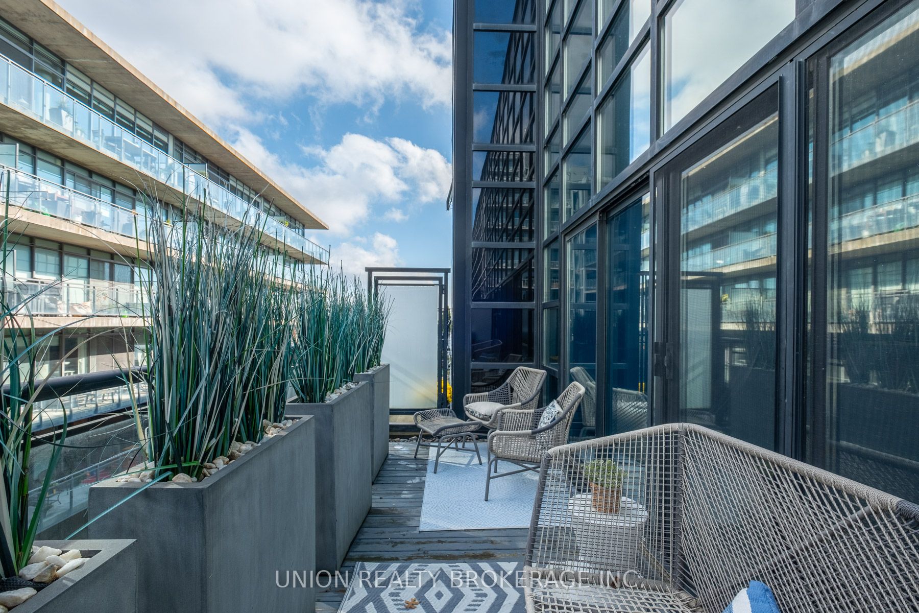 68 Broadview Ave, #609