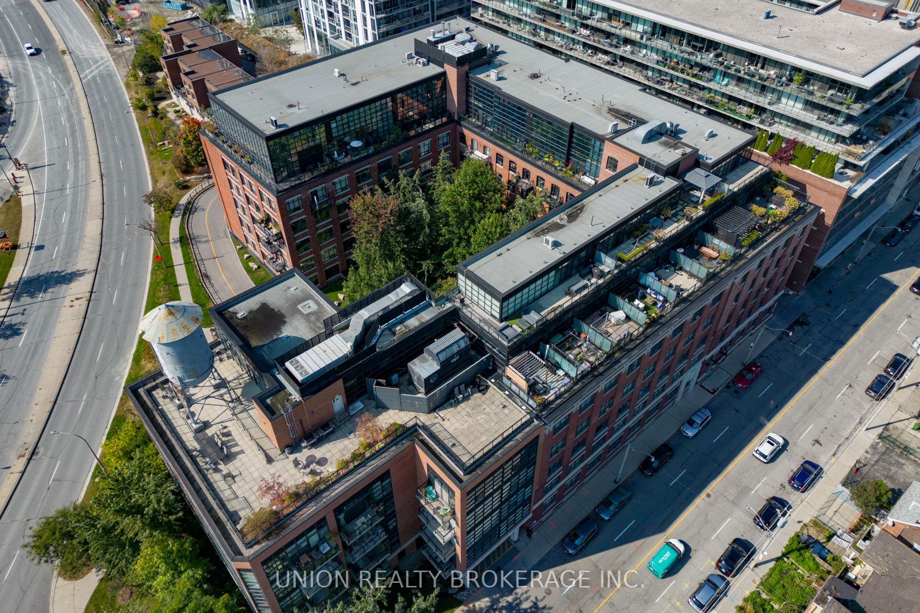 68 Broadview Ave, #609