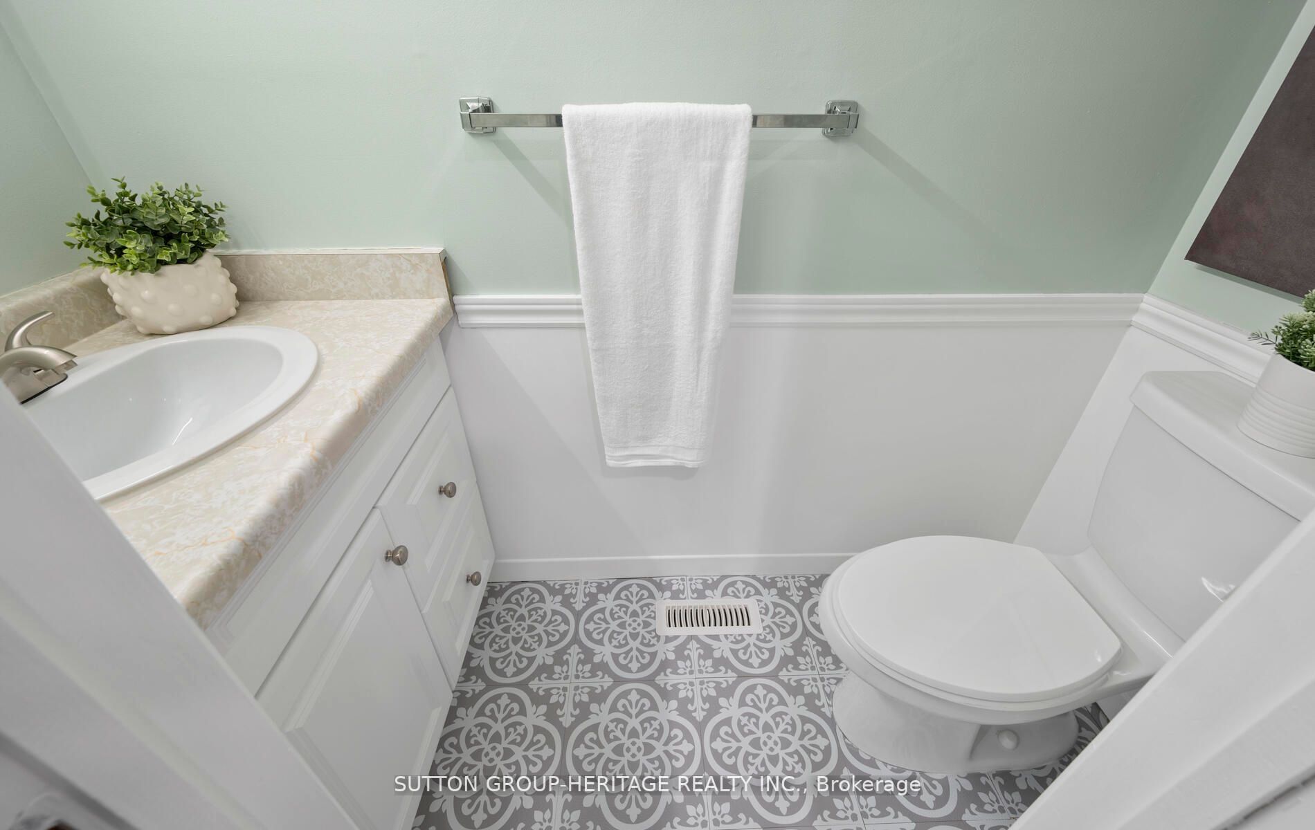 16 Tompkins Lane, #29