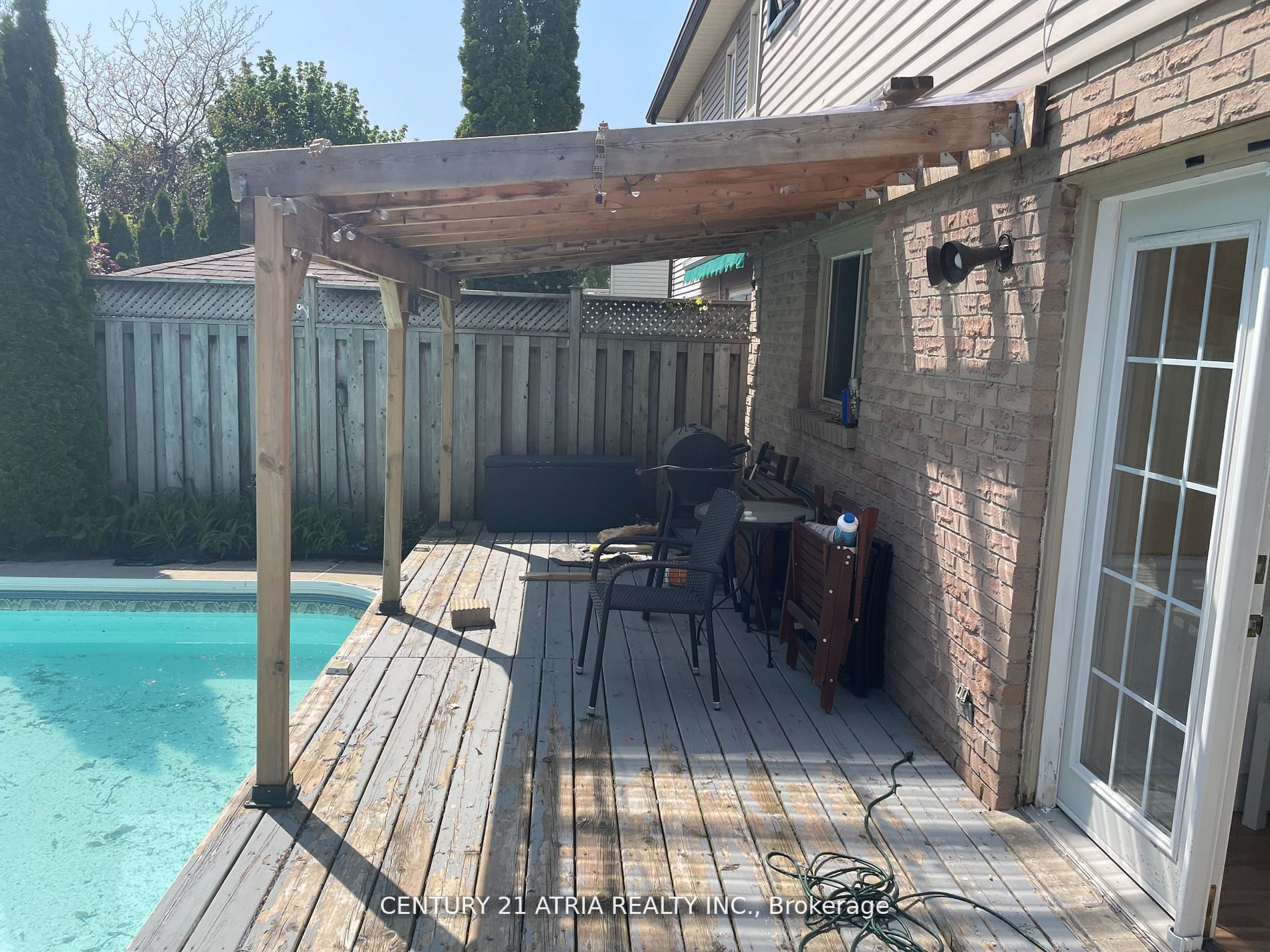 113 Bassett Boulevard