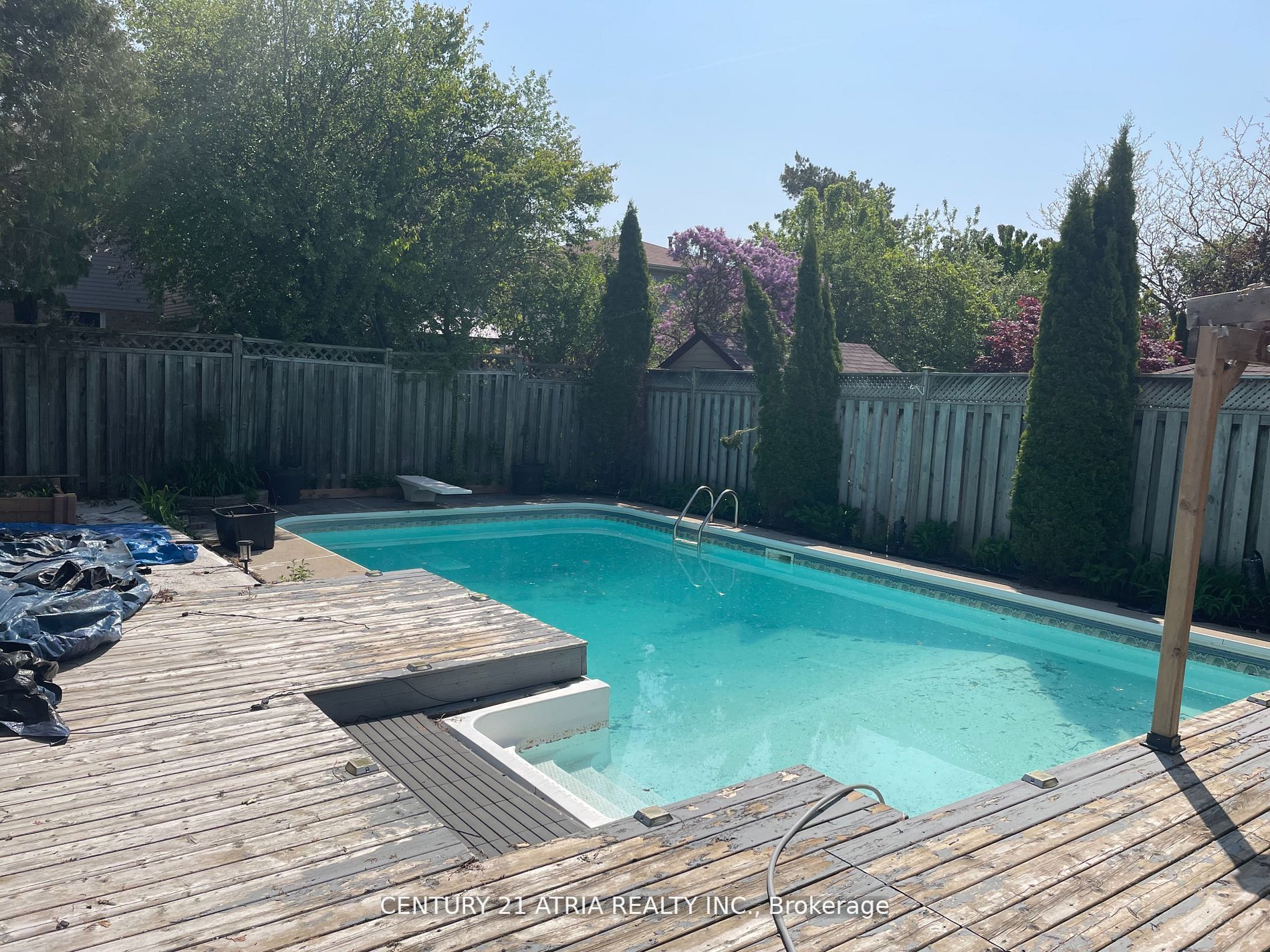 113 Bassett Boulevard