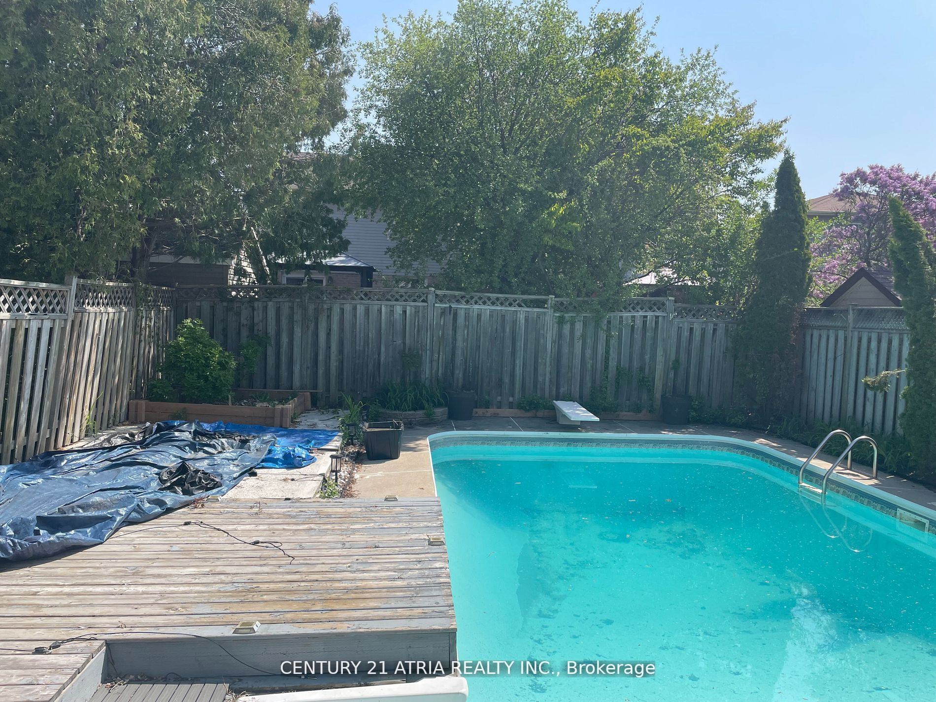 113 Bassett Boulevard