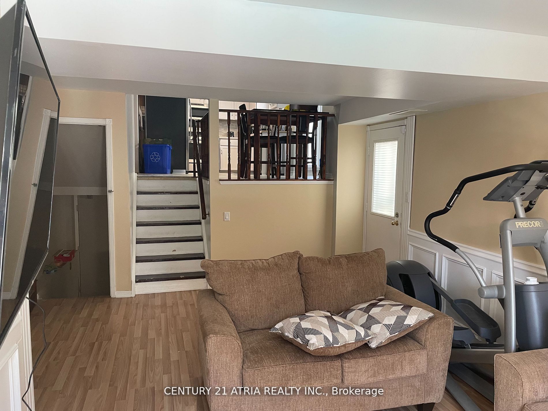 113 Bassett Boulevard