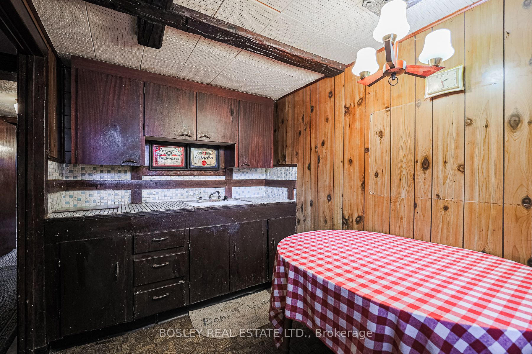 11 Elswick Rd