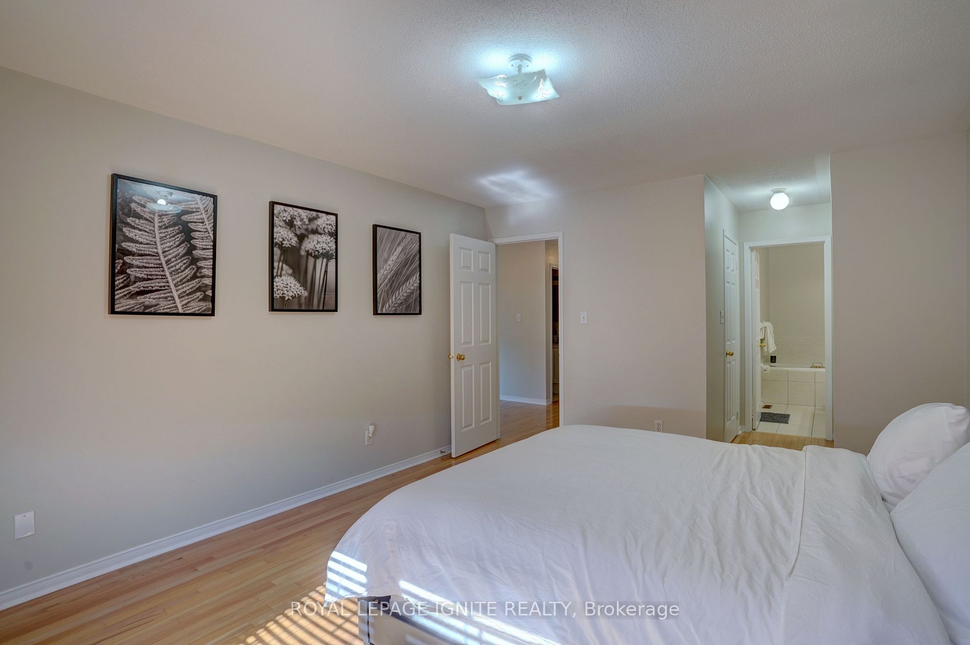 60 Haverhill Cres