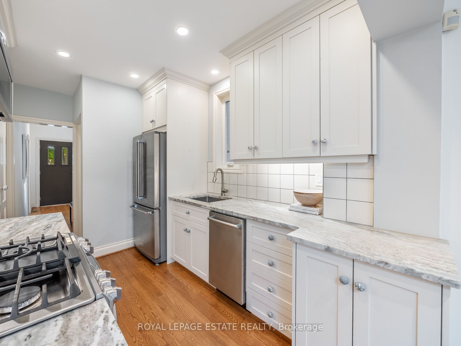 4 Nursewood Rd
