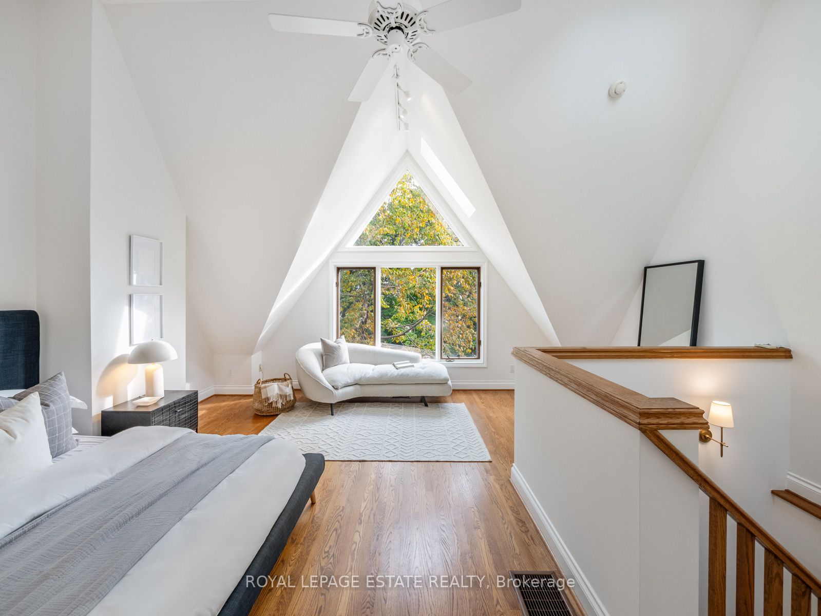 4 Nursewood Rd