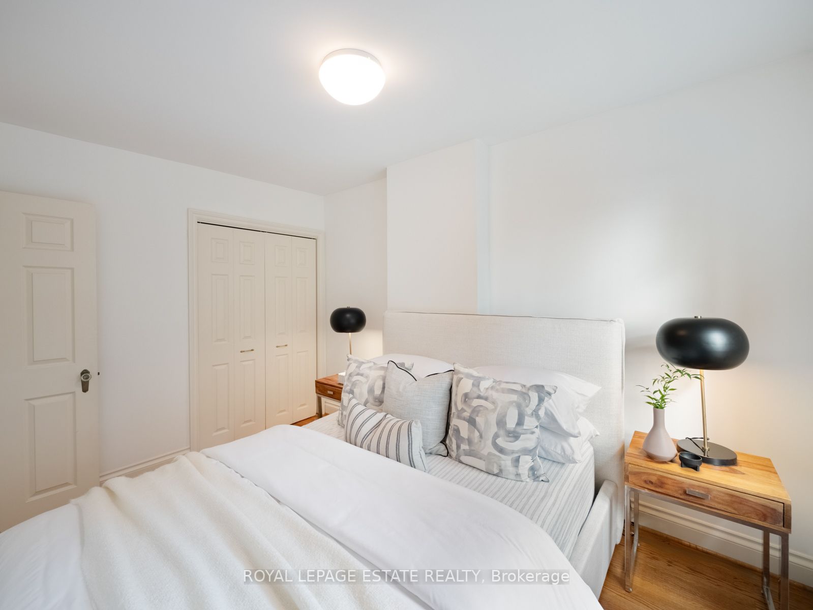 4 Nursewood Rd