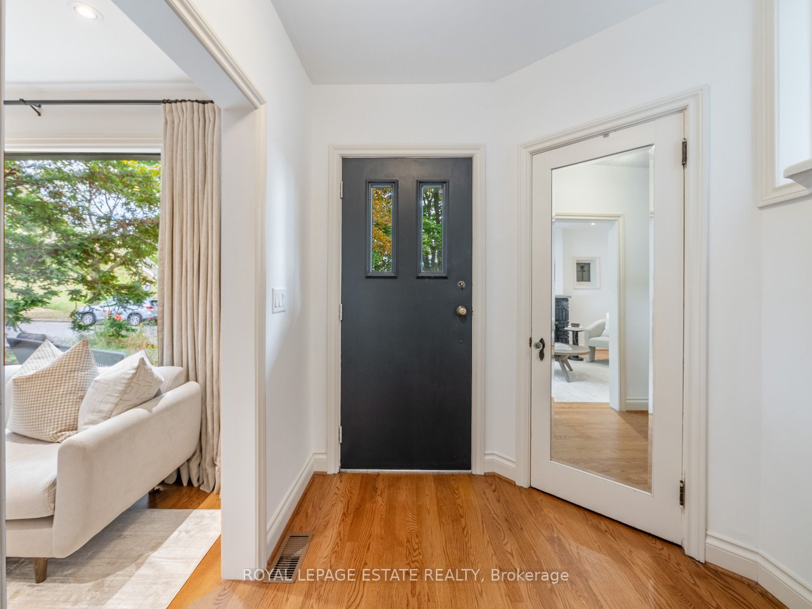 4 Nursewood Rd