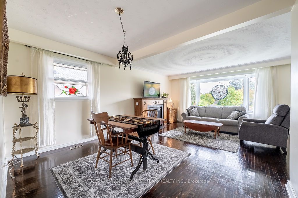 10 Stillbrook Crt